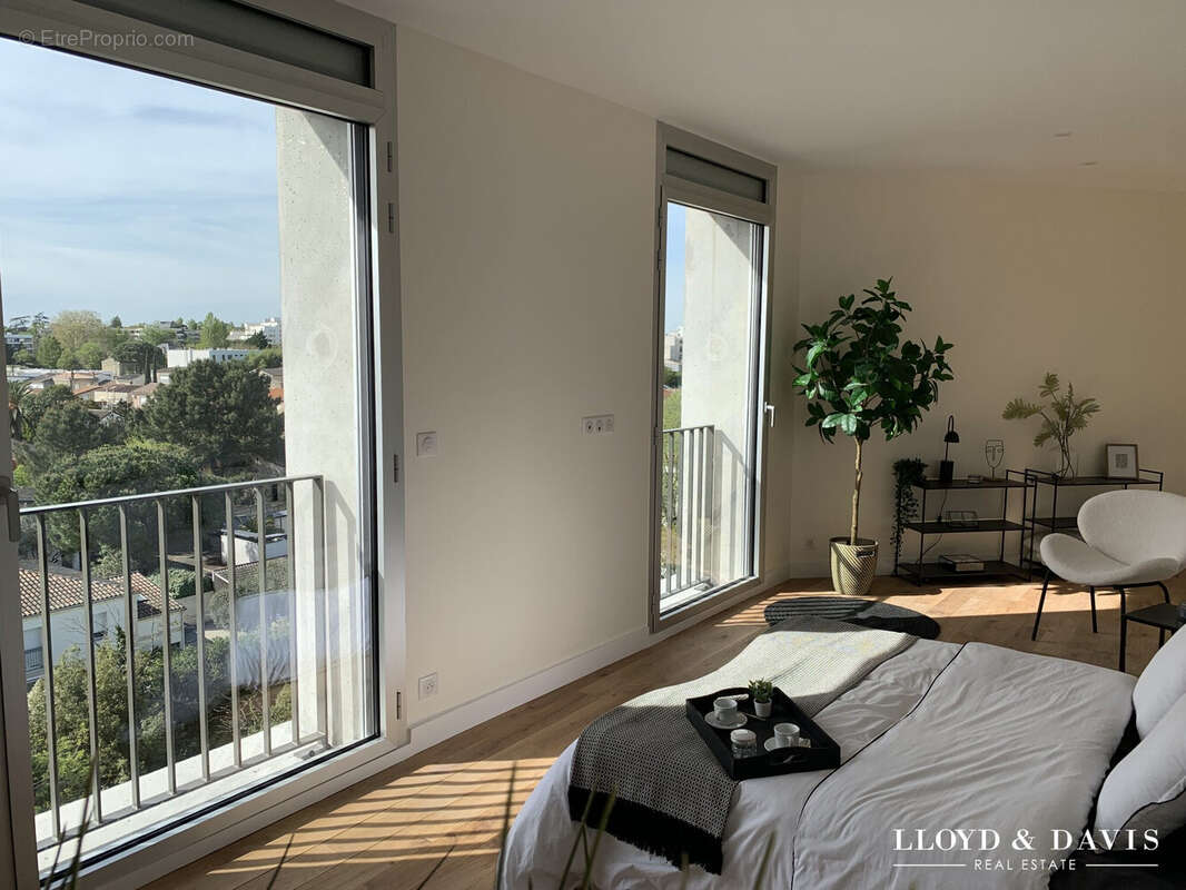 Appartement à BORDEAUX