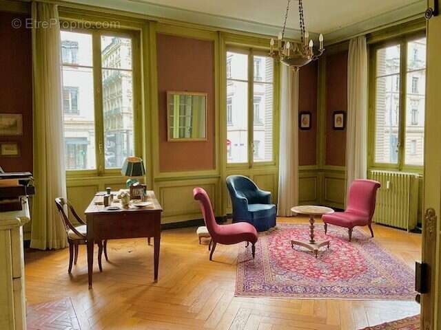 Appartement à LYON-6E