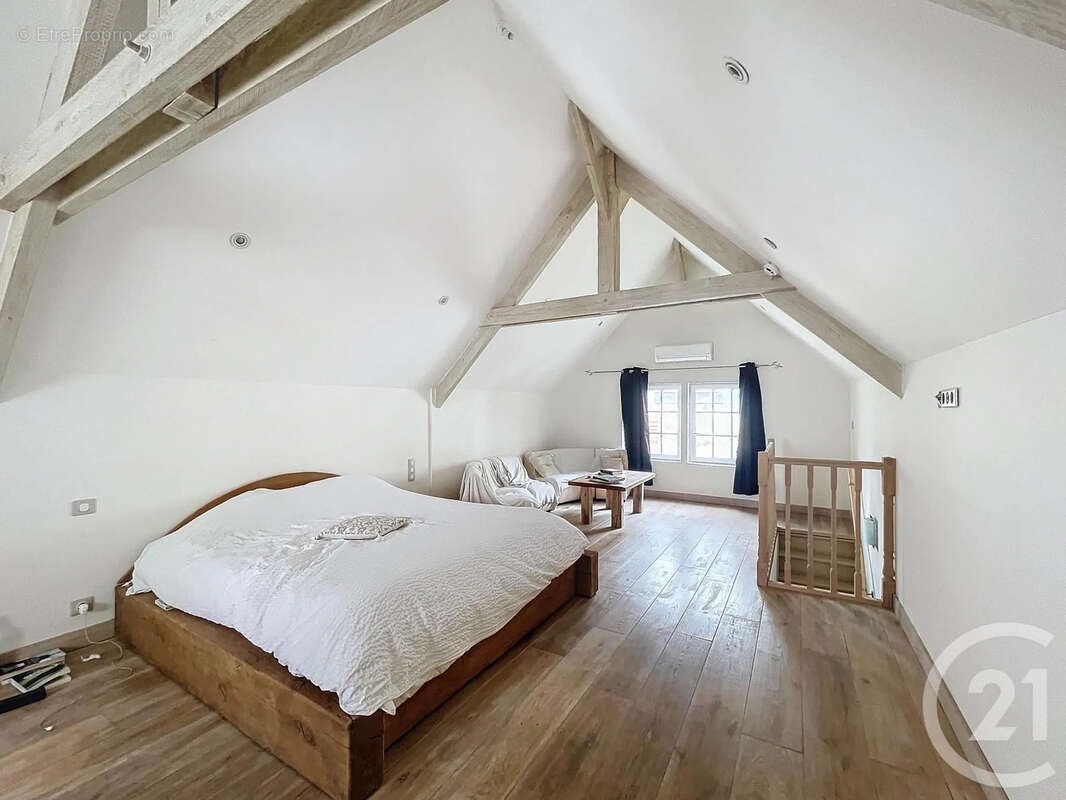 Maison 220 m² à Troyes  - photo 4
