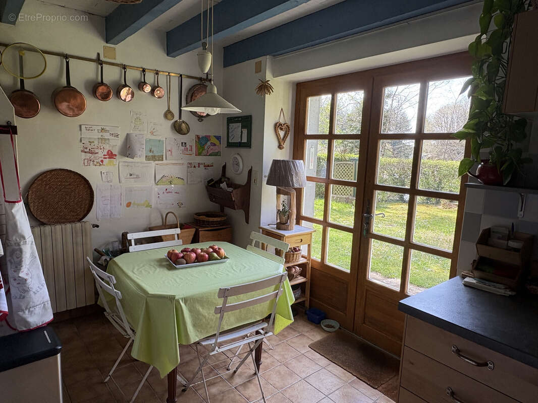 Maison à COUSSAC-BONNEVAL