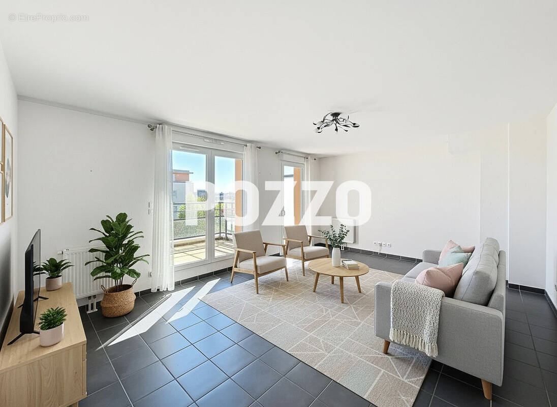 Appartement à FLEURY-SUR-ORNE