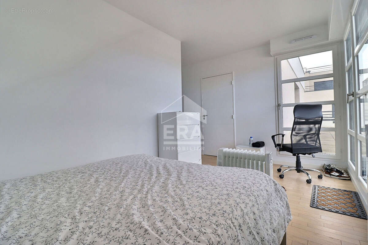 Appartement Colombes 5 pièce(s) 97 m2 - terrasse de 67 m² - photo 6