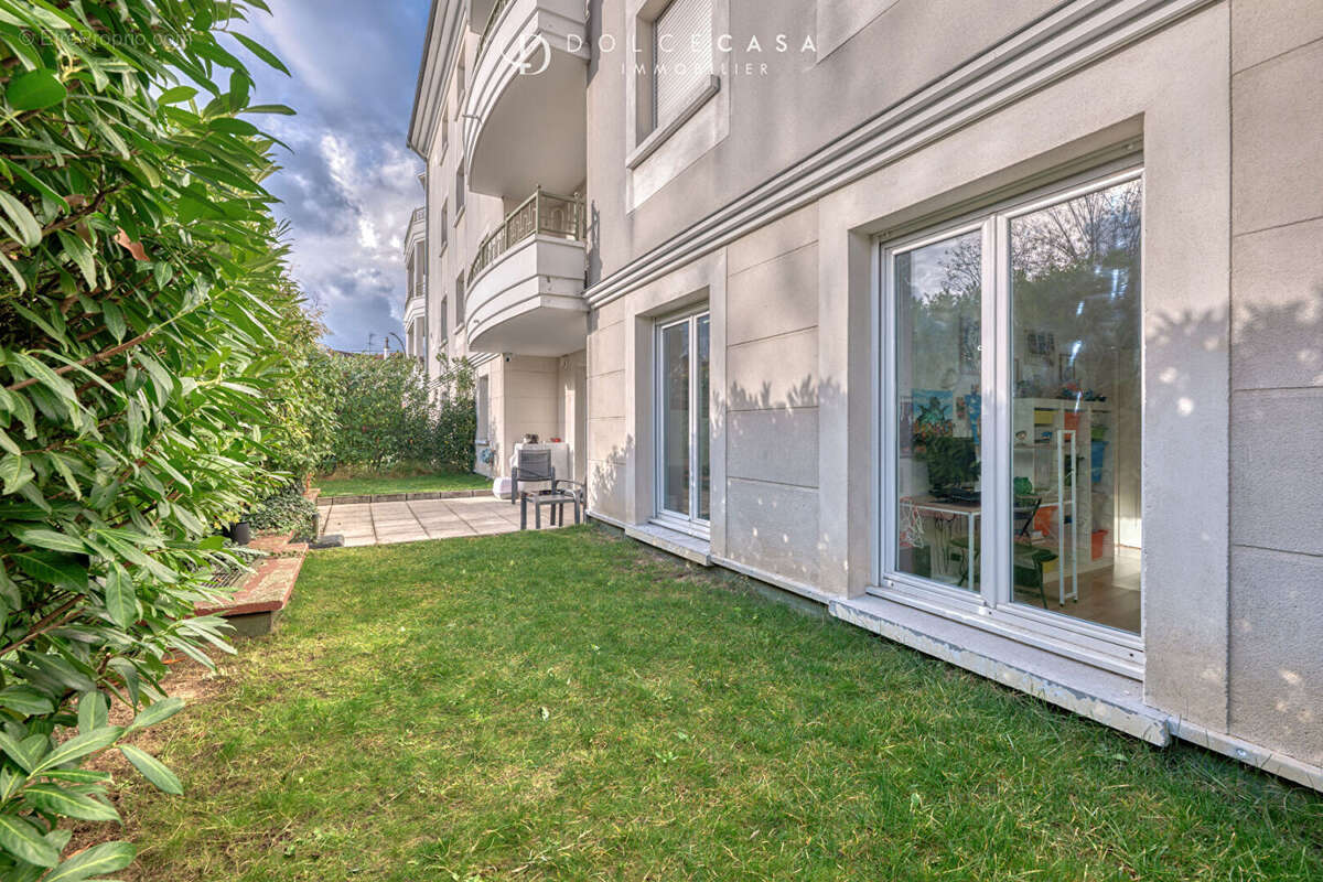 Appartement à LE PERREUX-SUR-MARNE