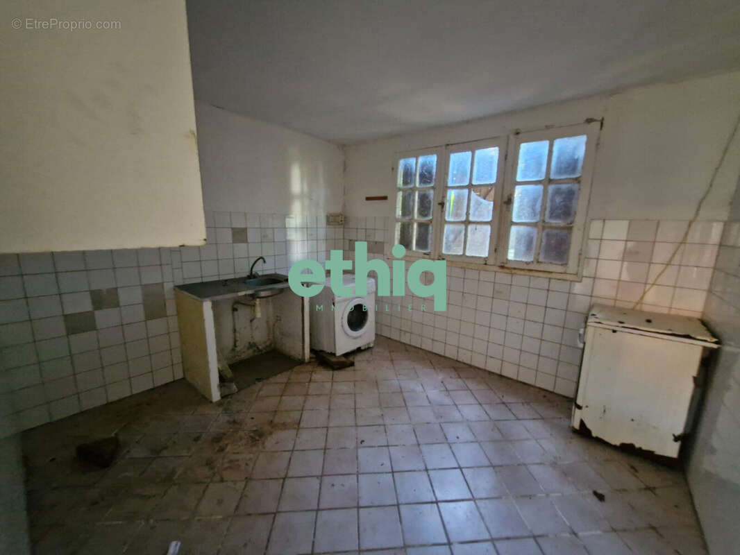 Maison à PETIT-BOURG