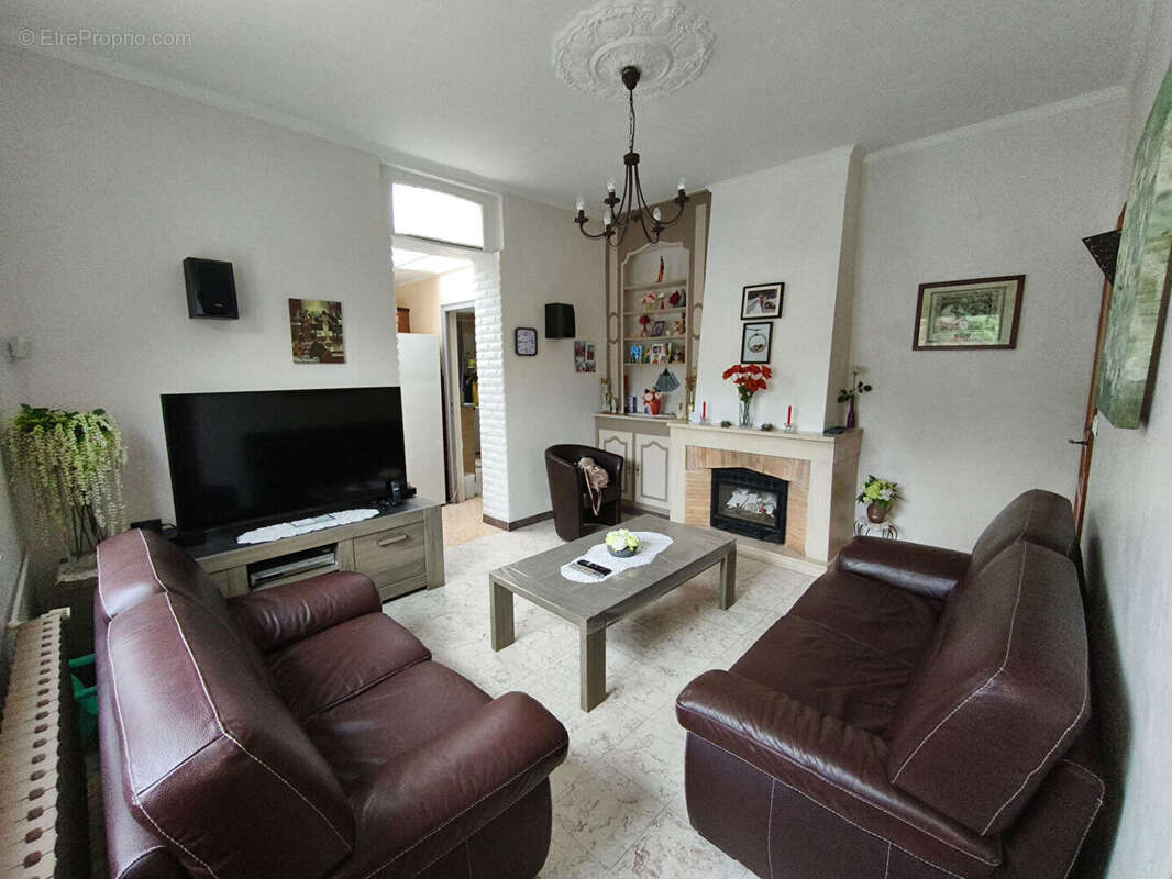Maison à FRESNES-SUR-ESCAUT