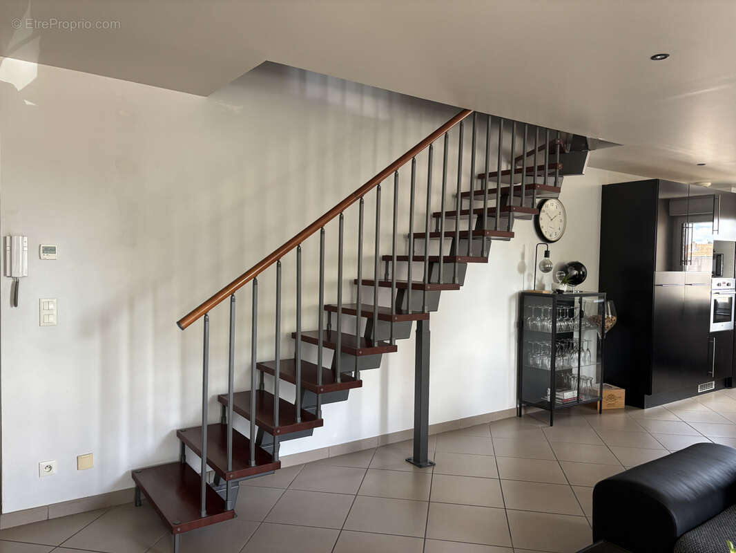 Appartement duplex T4 de 112 m2 avec garage à Davézieux - photo 6