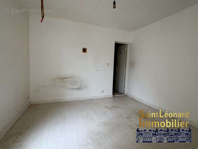 Appartement à FOUGERES