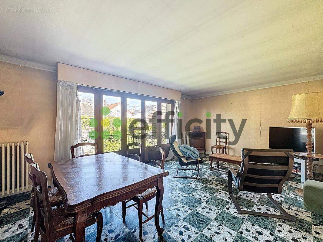 Maison à GOURNAY-SUR-MARNE