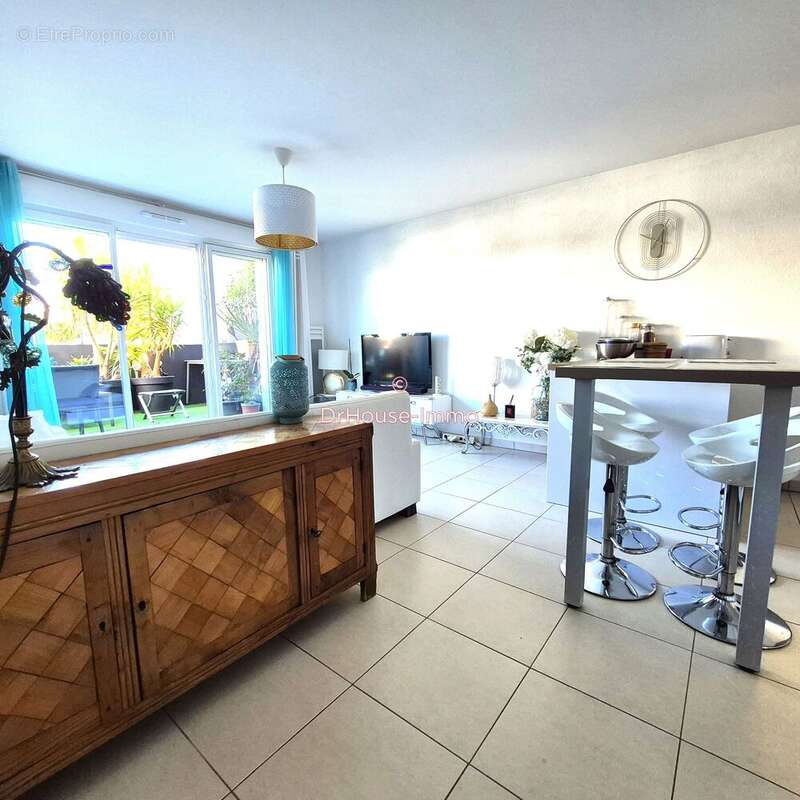 Appartement à CASTELNAU-LE-LEZ