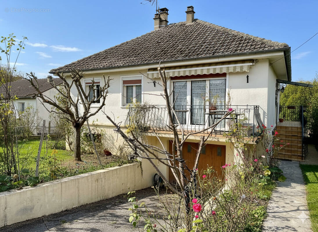 Maison à SENS
