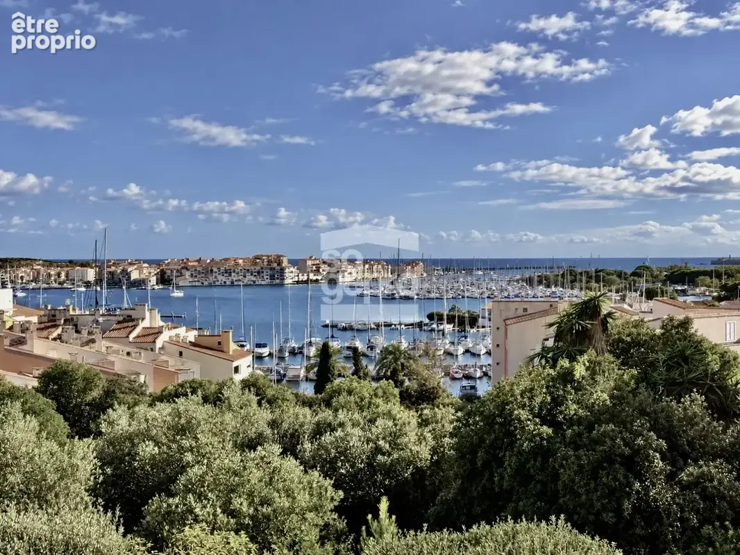 Réf : 2360 - Vente 2 Pièces cabine, avec magnifique vue Port et cellier au Cap d'Agde ! - photo 1