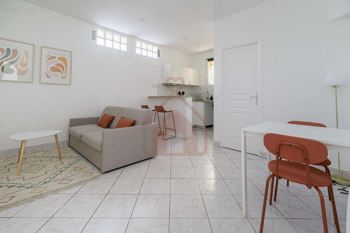 Appartement à LE KREMLIN-BICETRE