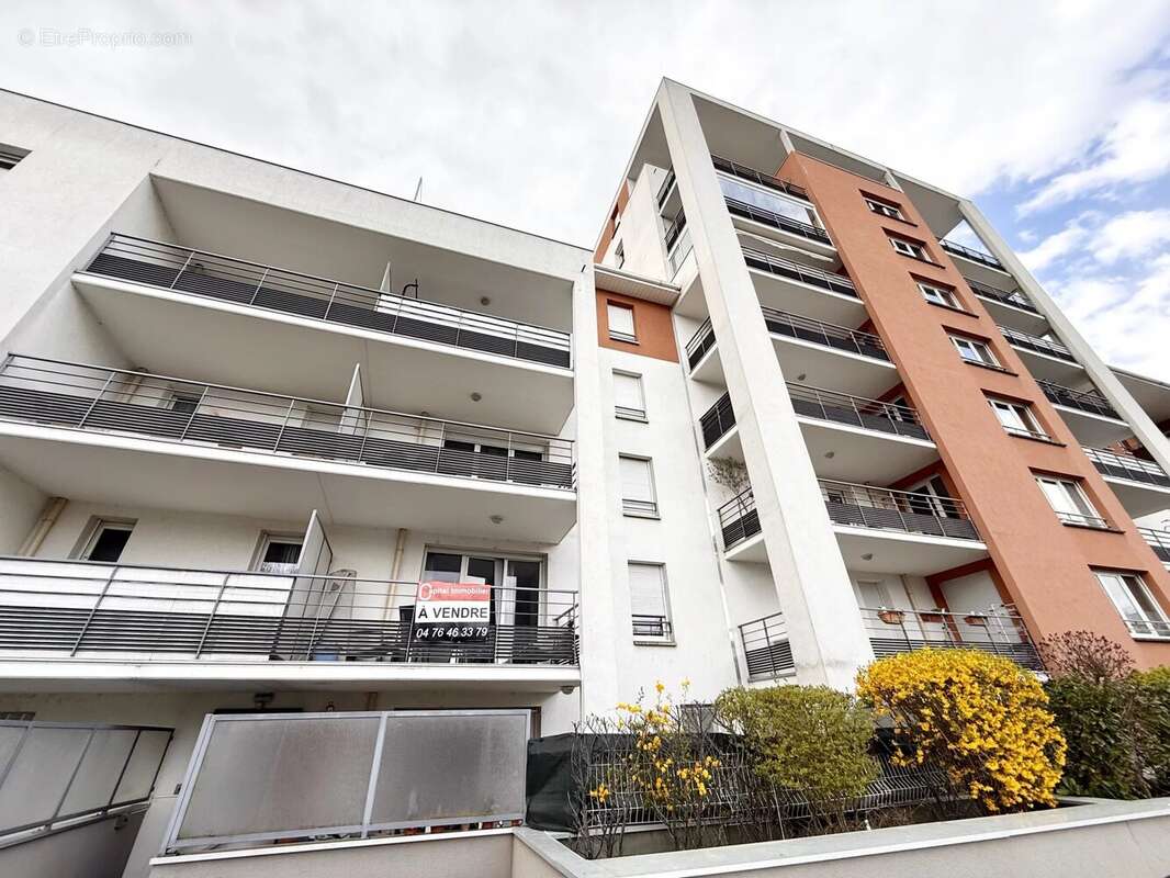Appartement à EYBENS