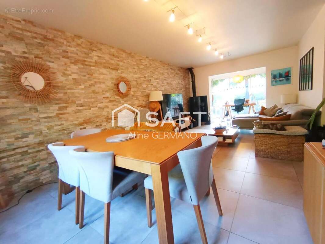 Photo 2 - Maison à VALBONNE