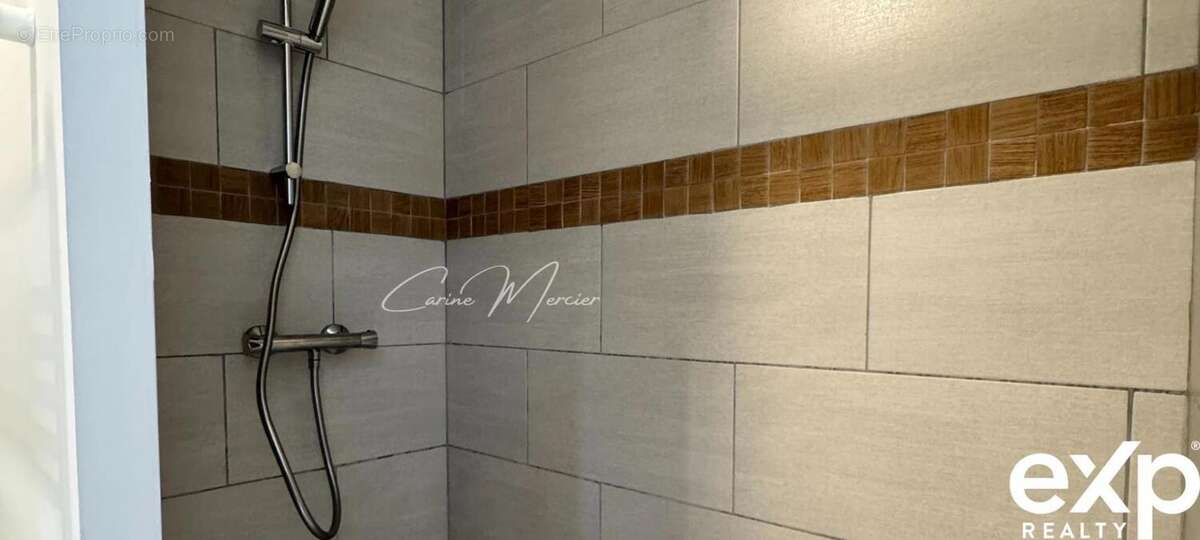 Appartement à LE TREMBLAY-SUR-MAULDRE