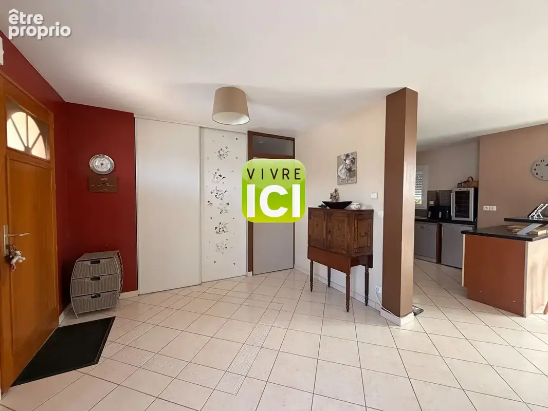 Maison de plain-pied proche commerces -  Calme - Pas de travaux - CROSSAC - photo 7