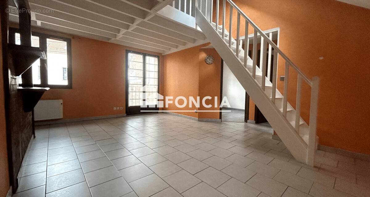 Appartement à MEULAN
