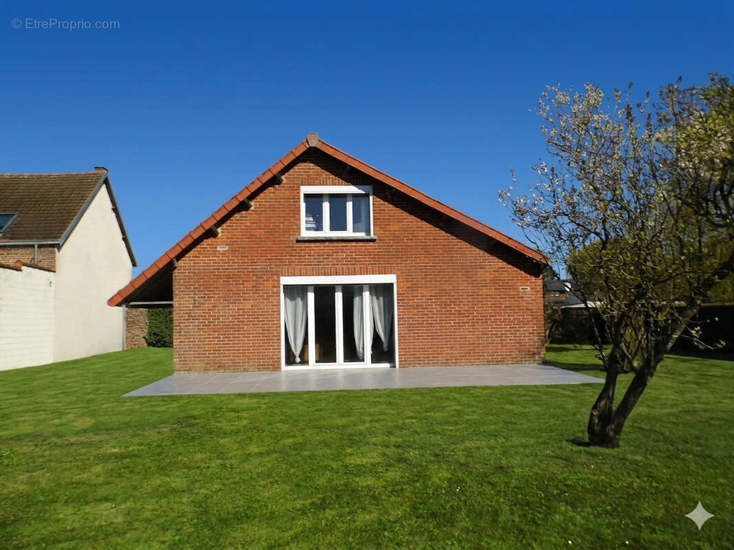 Maison à VAUX-ANDIGNY