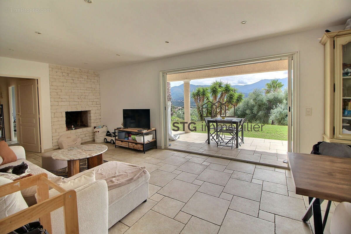 Maison à BASTELICACCIA