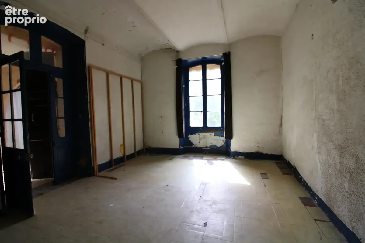 Maison de caractere d'un volume 333 m2  + dependance 86 m2. - photo 58