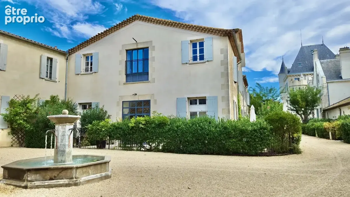 Propriété de 3 chambres et 3 salles de bain sur un domaine viticole de luxe avec piscine commune, court de tennis, restaurant et - photo 2
