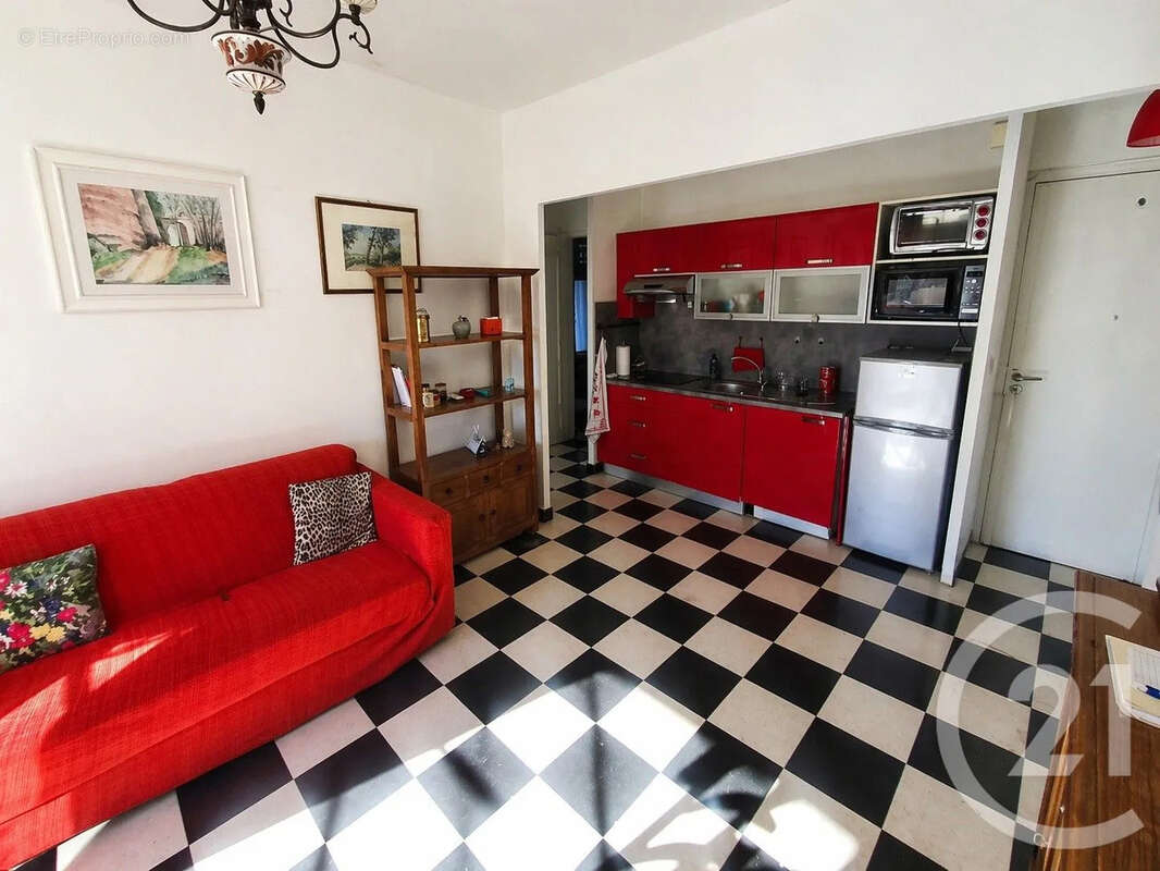 Appartement à ROQUEBRUNE-CAP-MARTIN