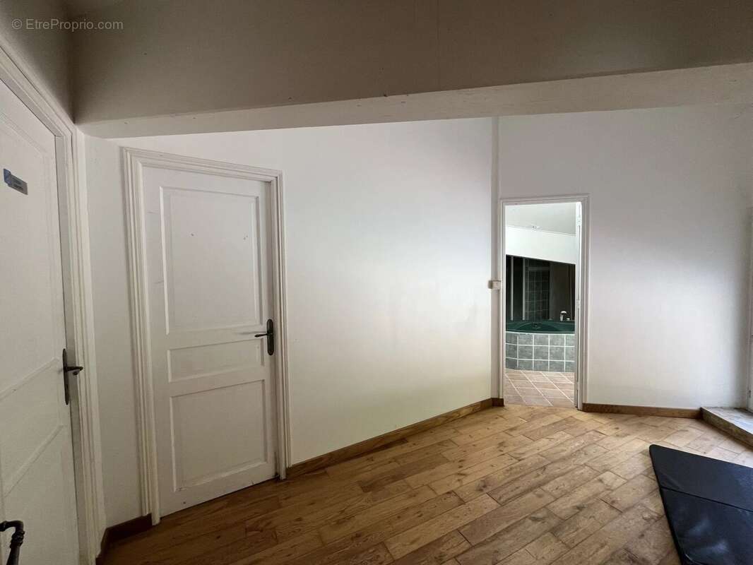Maison à LEVIS-SAINT-NOM