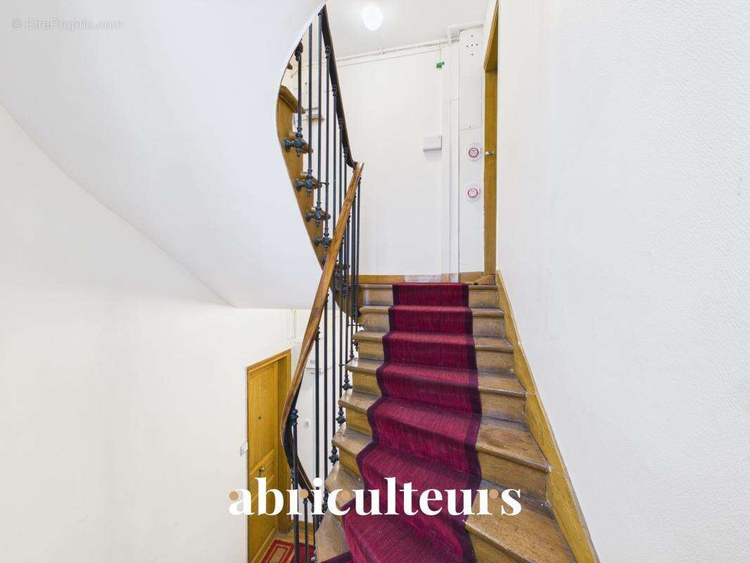 Appartement à PARIS-7E