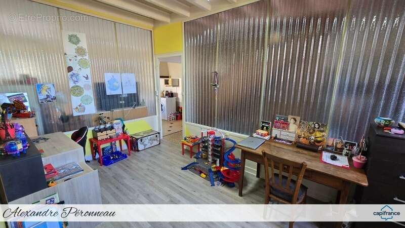  ensemble immobilier : maison 4 ch + garage atelier – idéal artisan ou projet mixte – secteur ferrieres - photo 10