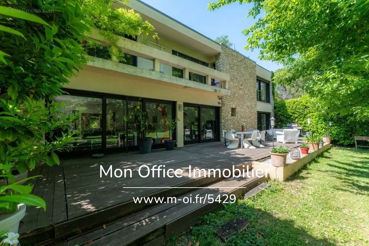 Maison à BOUC-BEL-AIR