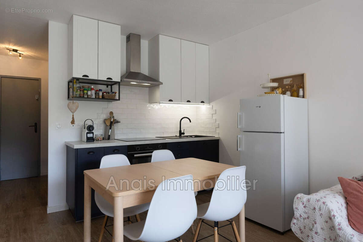 Appartement à COGOLIN
