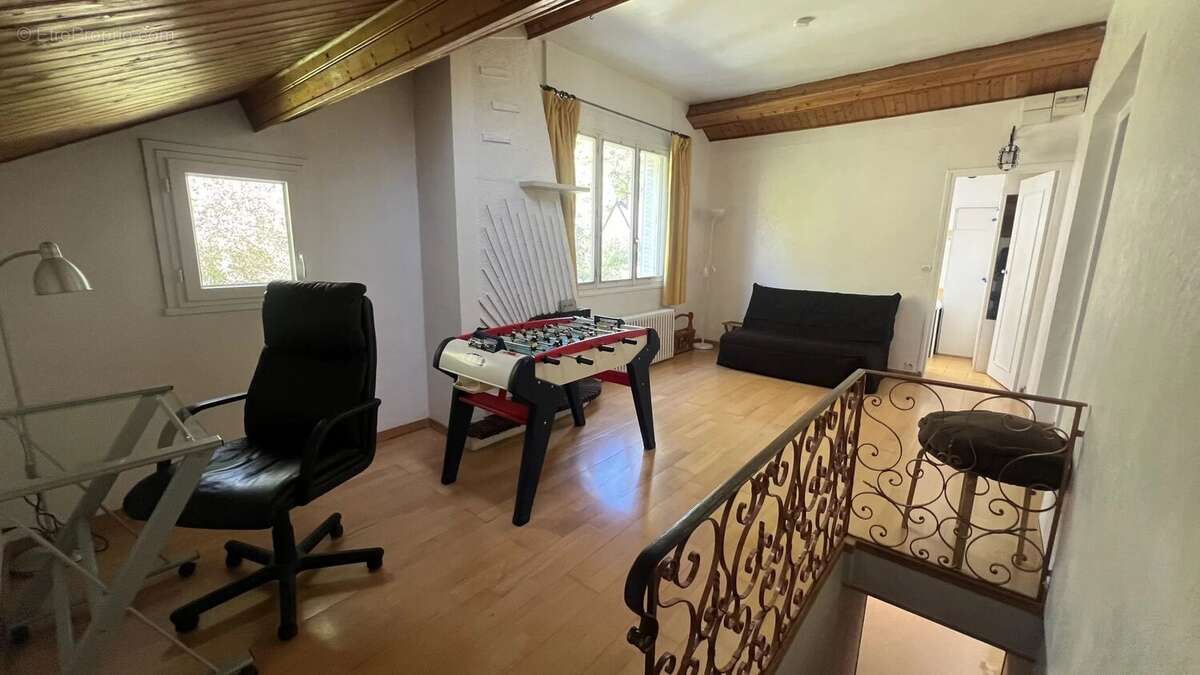 Maison à NOISY-SUR-ECOLE