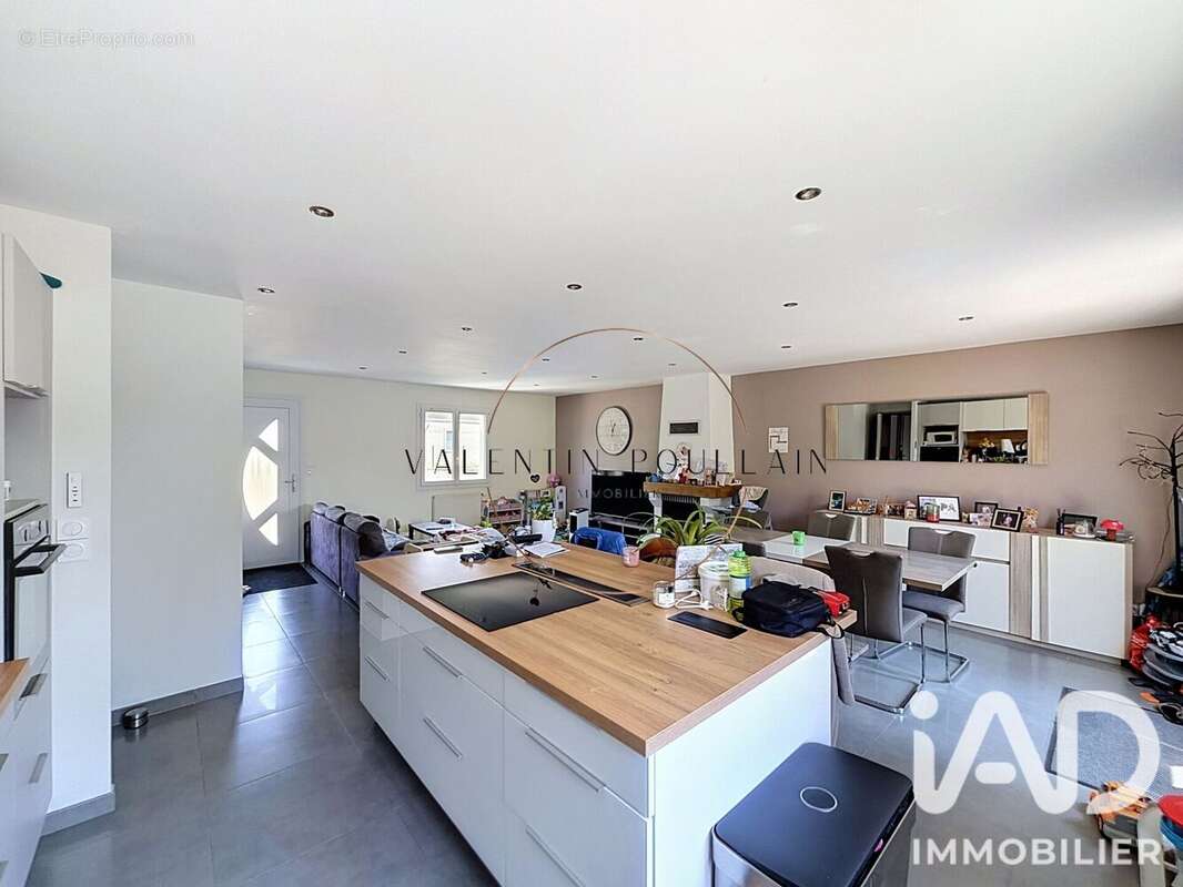 Maison 99 m² à Agneaux  - photo 5