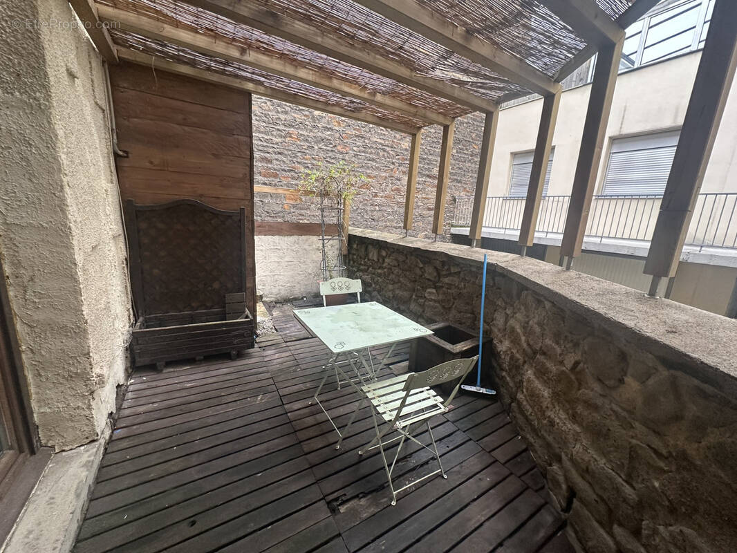 Appartement à SAINT-ETIENNE