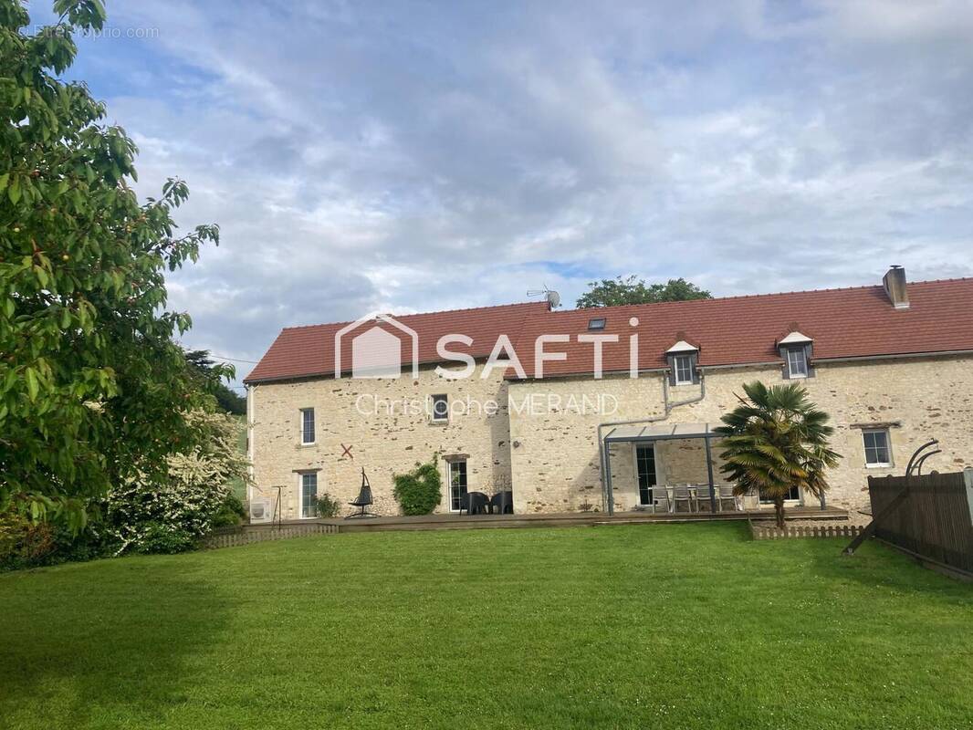 Photo 1 - Maison à DANGE-SAINT-ROMAIN
