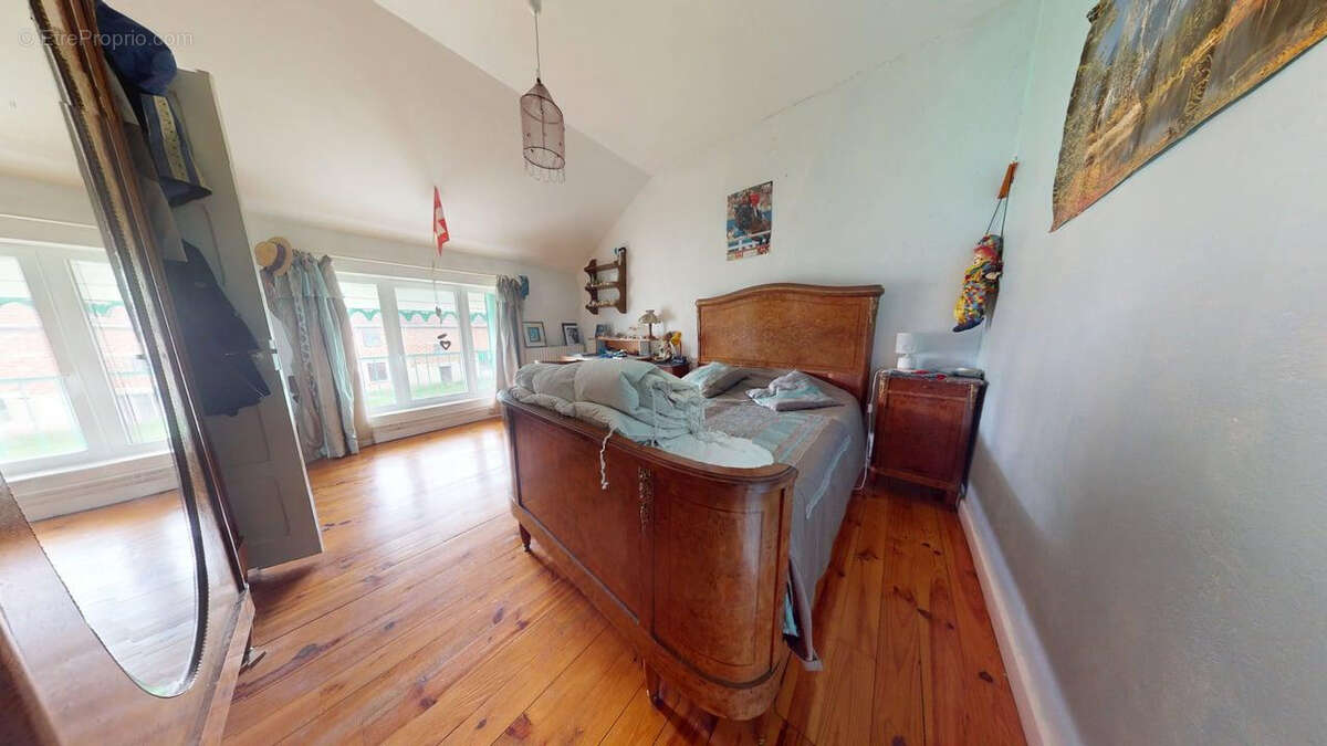 Maison à LONGWY-SUR-LE-DOUBS