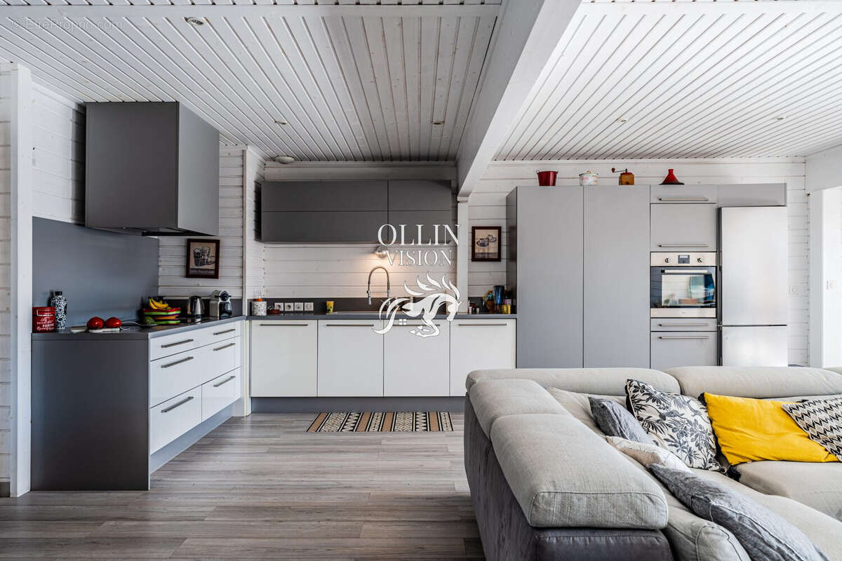 Maison 161 m² à La Teste-De-Buch  - photo 6