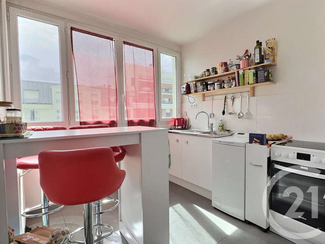Appartement à MONTROUGE