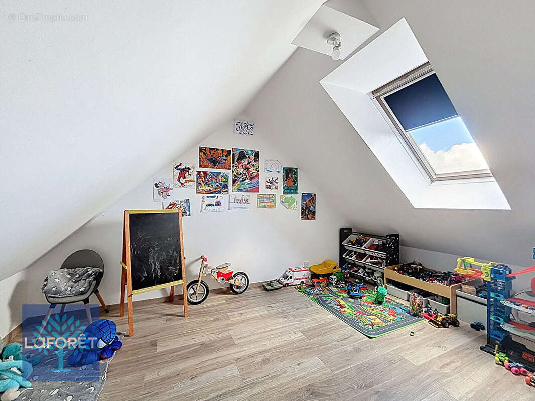 Appartement à FOUGERES