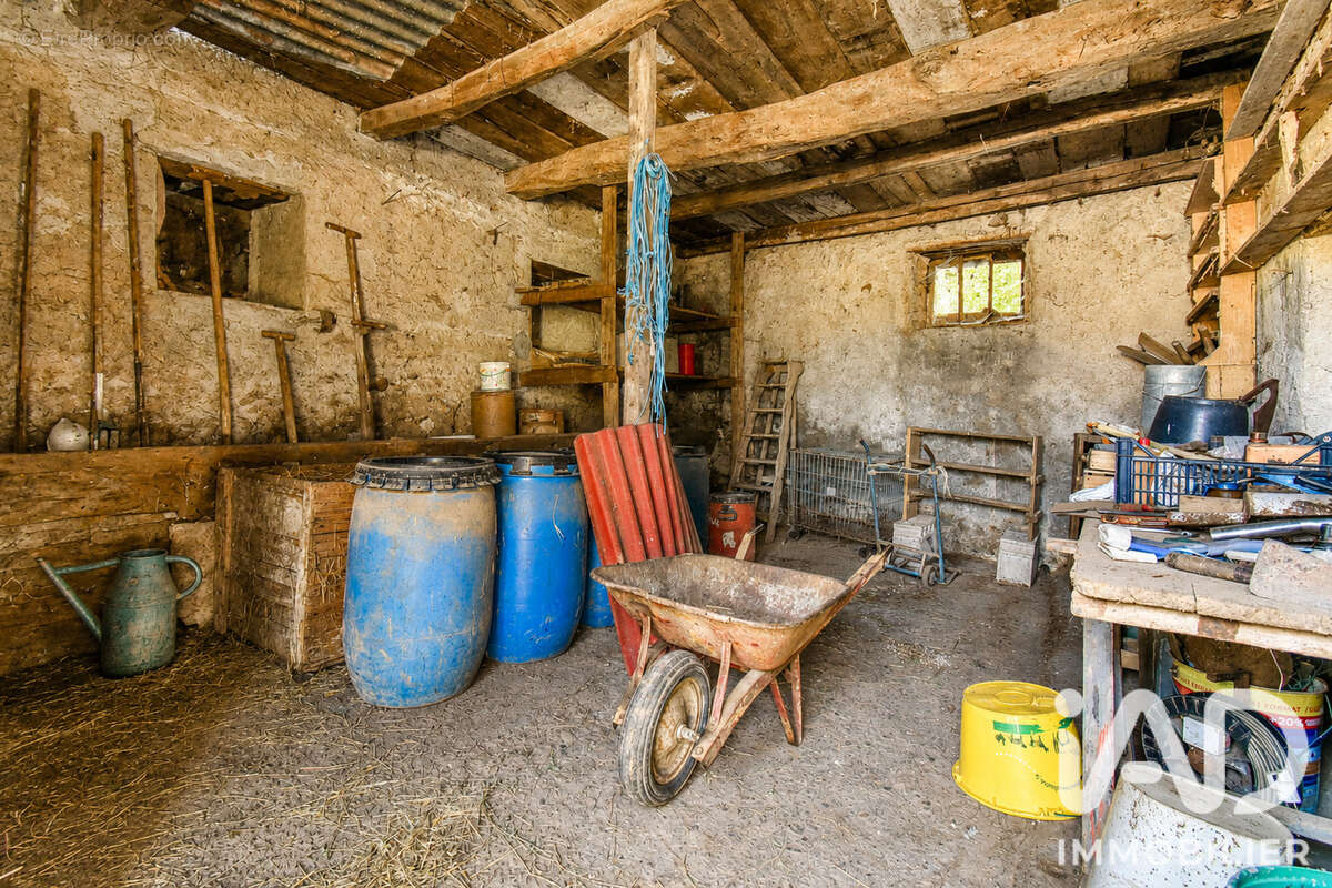 Maison 80 m² à Chimilin  - photo 8