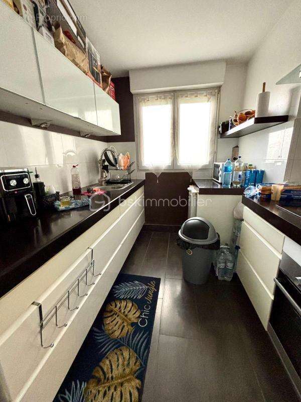 Appartement à COMBS-LA-VILLE
