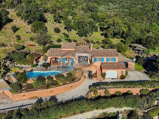 Maison à LE LAVANDOU