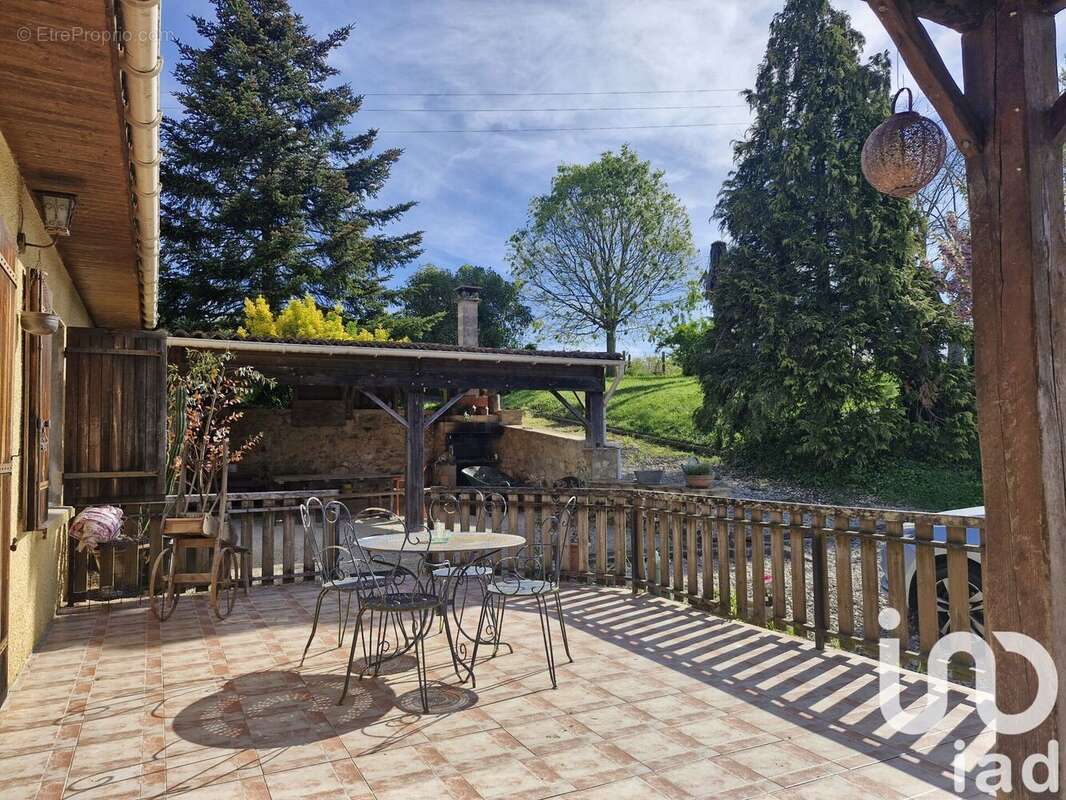 Photo 9 - Maison à GENSAC