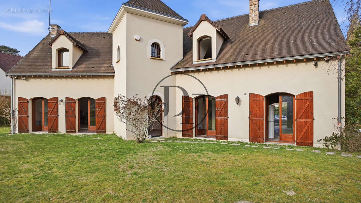 Maison à BOIS-LE-ROI