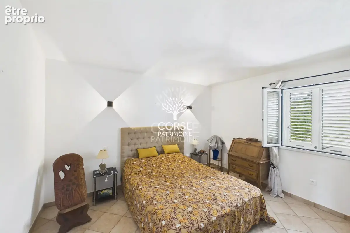 Maison individuelle avec piscine et garage - photo 5