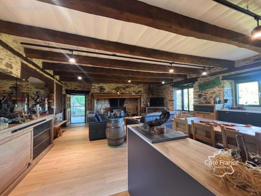 Magnifique maison de caractère T4 avec une très belle vue av - photo 7