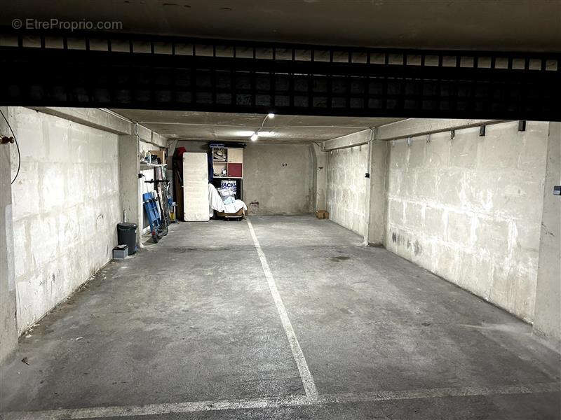 Parking à NICE
