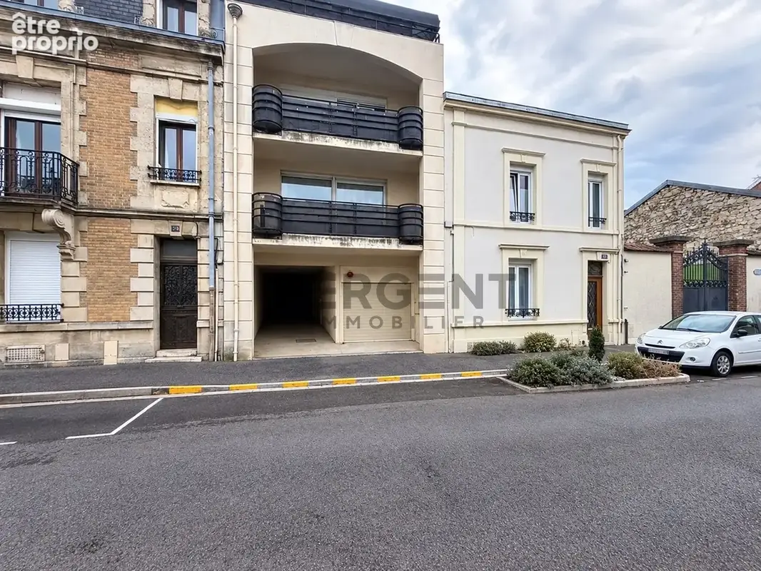 Appartement 2 pièces 45 m² à vendre à Reims (51100) - photo 9