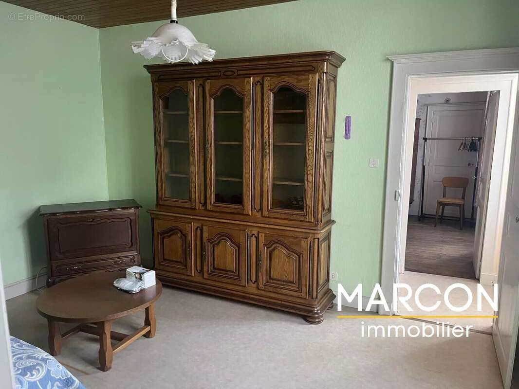 Maison à CHENERAILLES