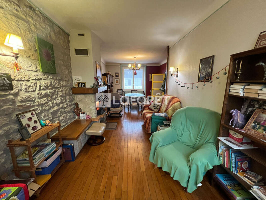 Maison à LONS-LE-SAUNIER